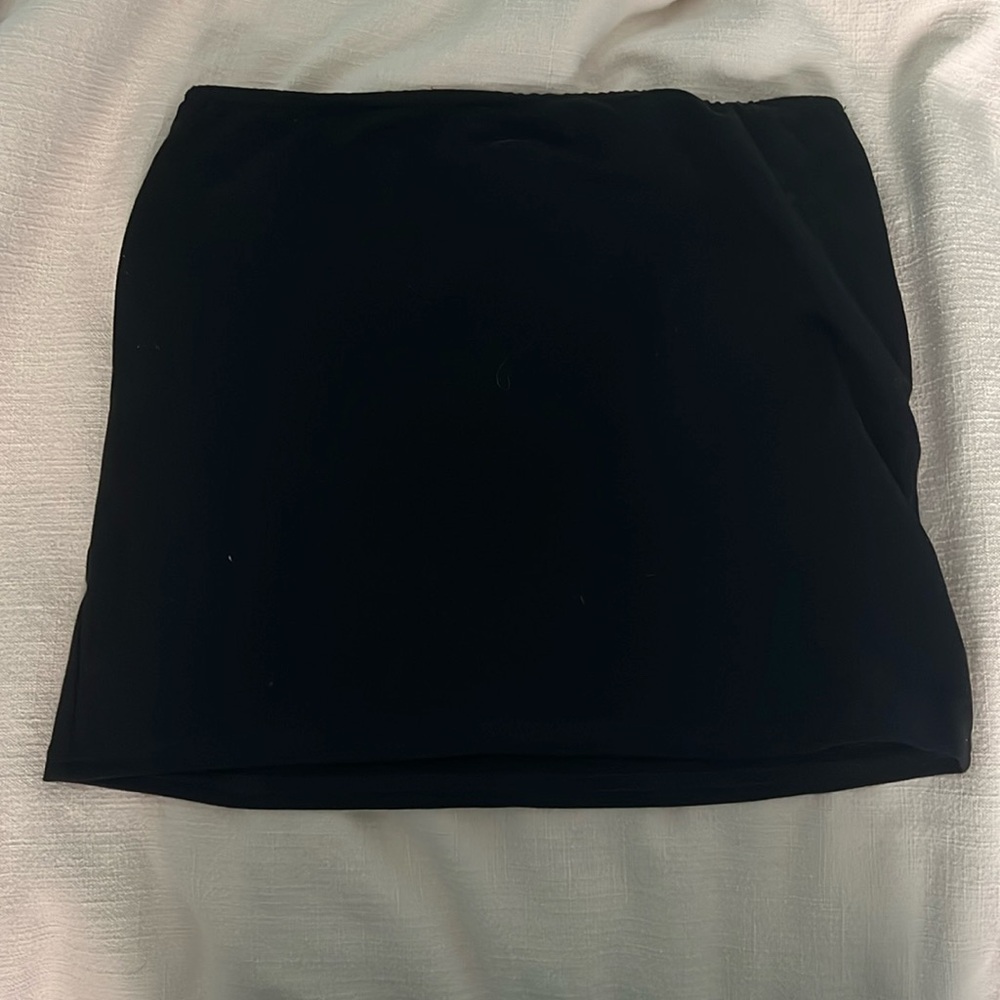 Edikted black mini skirt